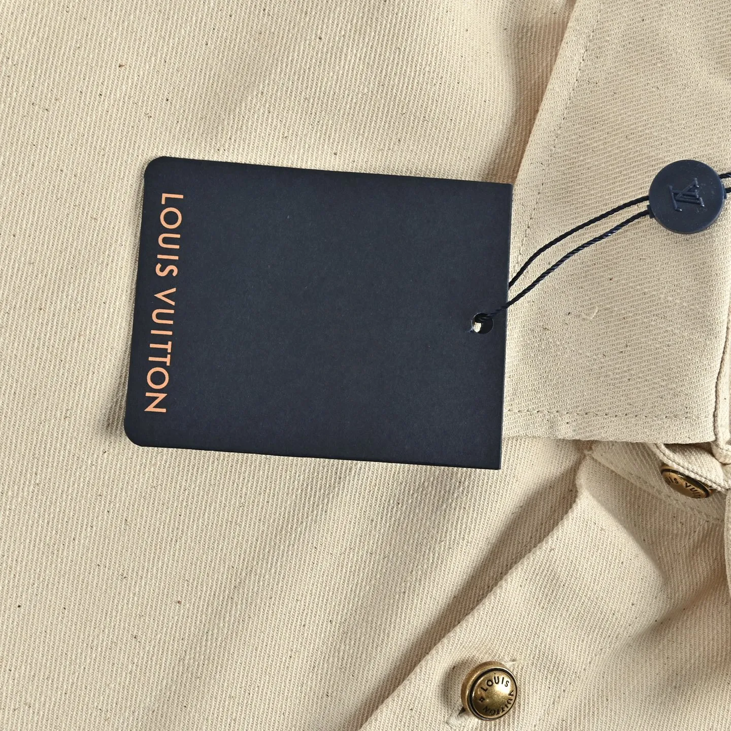 Louis Vuitton/